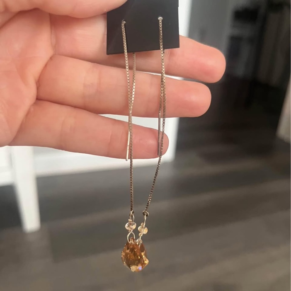 Elegant Gold Drop Earrings